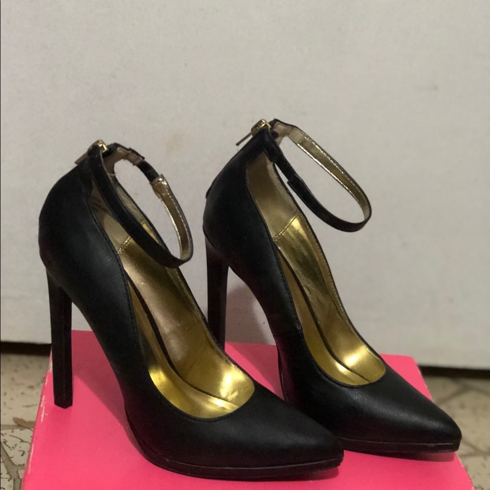 Black strapped Heels